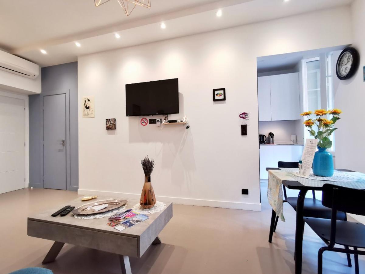 Le Petit Balcon By Guys Apartment *